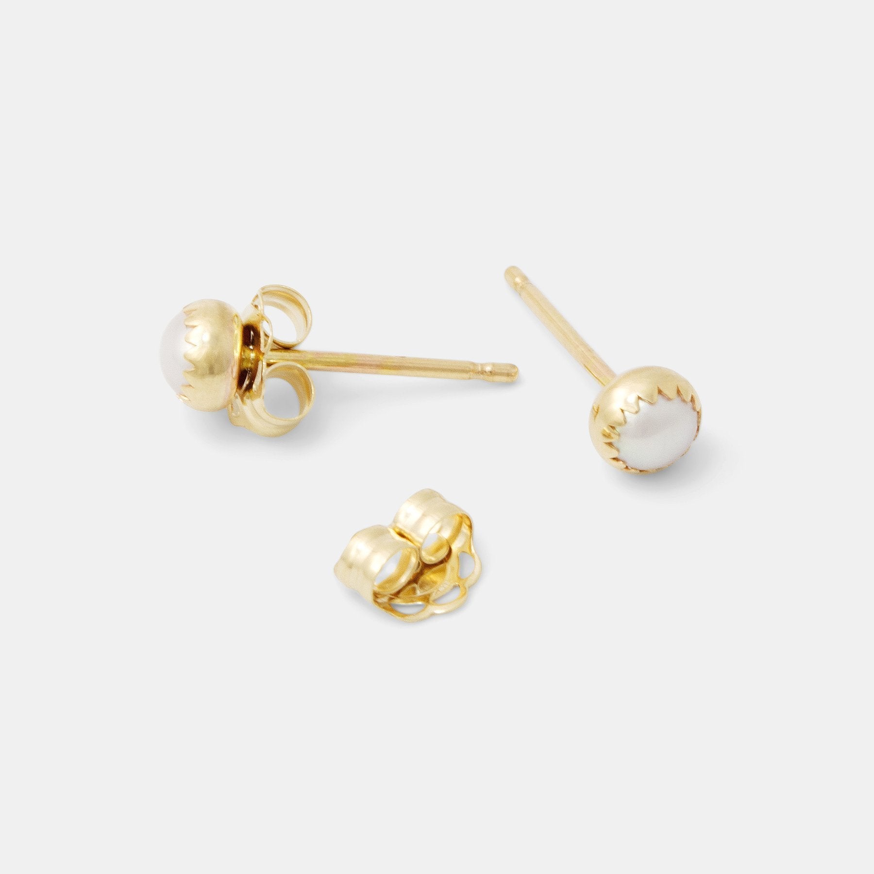 Pearl & solid gold stud earrings - Simone Walsh Jewellery Australia